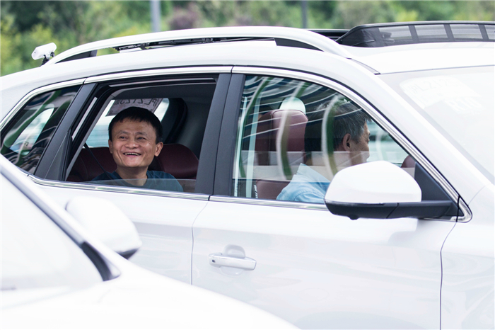 新車20T自動(dòng)互聯(lián)網(wǎng)智尊版上市 售價(jià)15.88萬元